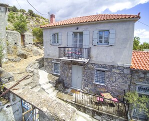 Property grounds - Samaradiko Stone House (Lemnos)