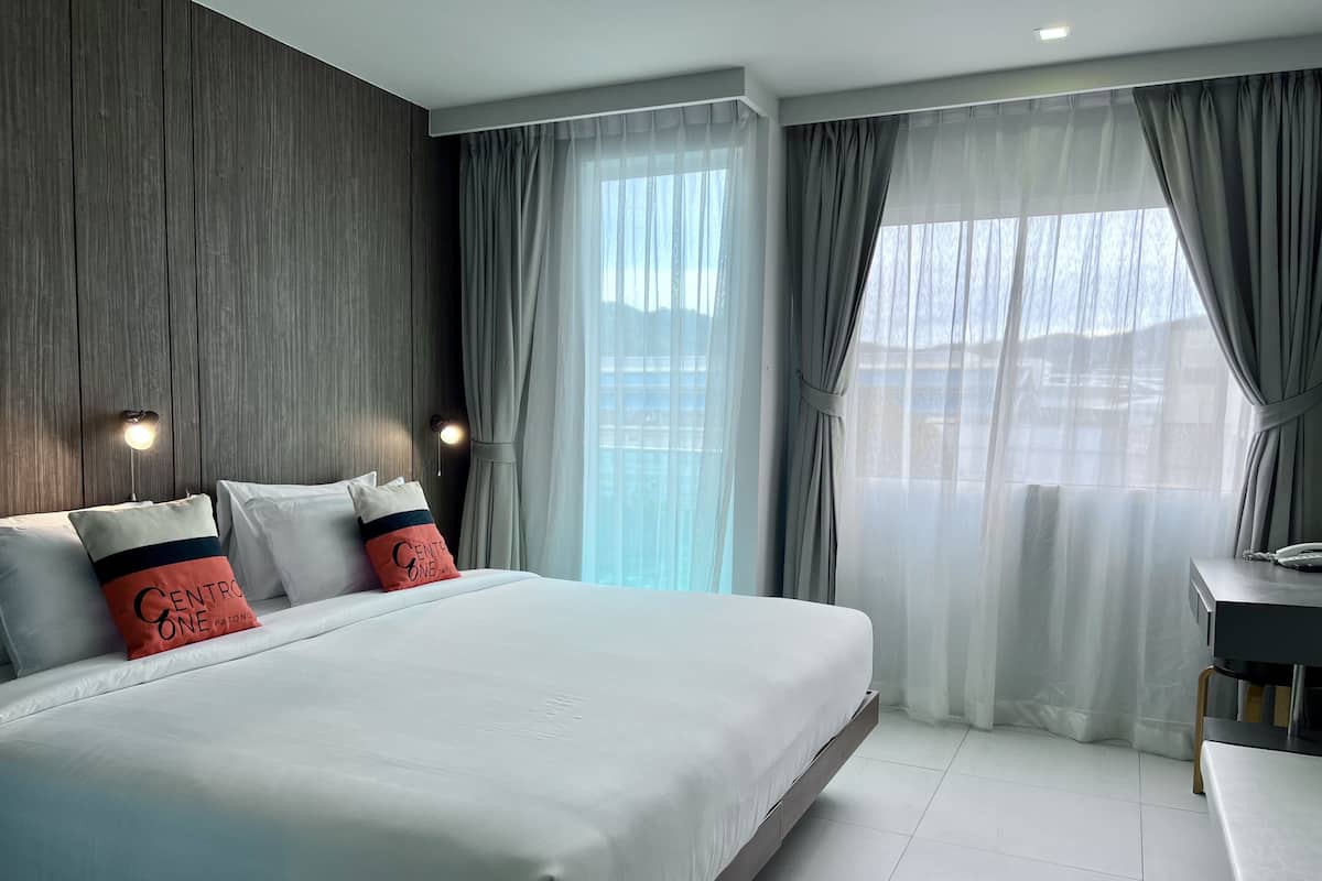 In-room safe, desk, laptop workspace, blackout drapes