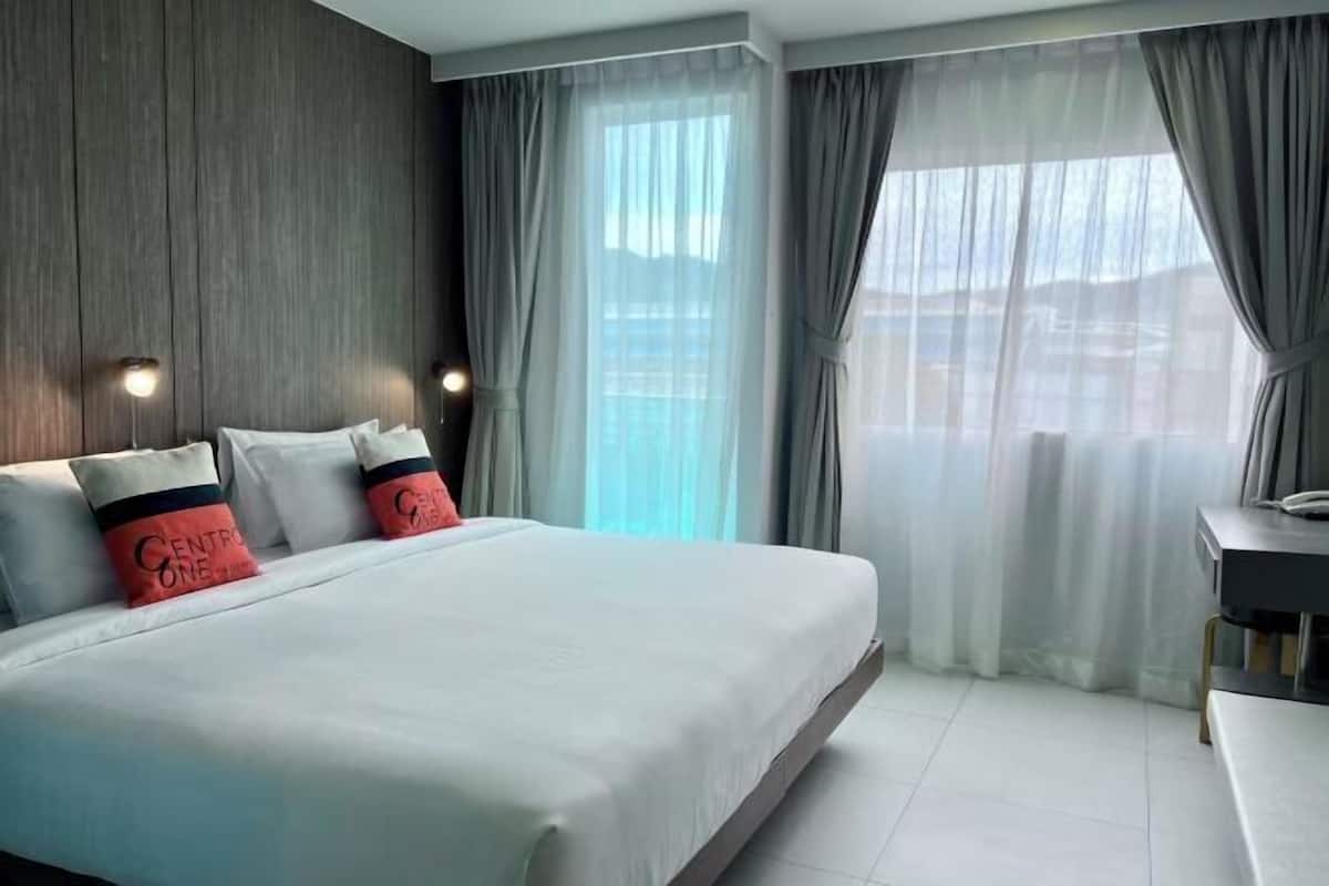 In-room safe, desk, laptop workspace, blackout drapes