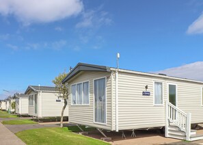 Unclassified image, 2 of 8, button - Diamond 2 Bedroom Caravan 2022 Model. (Silloth)