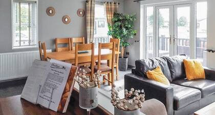 Barlings Retreat Lodge