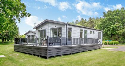 3 bedroom accommodation in Earls Colne, Colchester