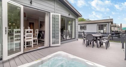 3 Schlafzimmer Unterkunft in Earls Colne, Colchester