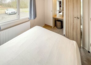 2 bedrooms, free WiFi - 2 bedroom accommodation in Sandgreen (Sandgreen)