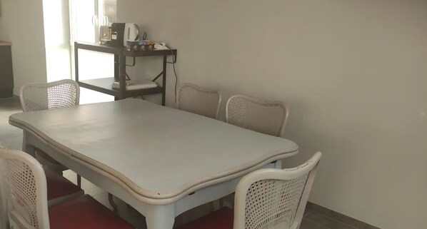 Dining - Bel Appartement au Cœur du Vignoble, Proche Colmar (Wuenheim)