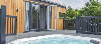 Brand new for 2021 is this stunning open plan modern hotel suite lodge.