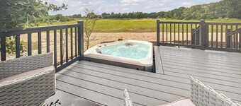 Brand new for 2021 is this stunning open plan modern hotel suite lodge.