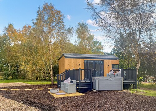 Brand new for 2021 is this stunning open plan modern hotel suite lodge.