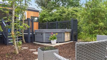 Bain à remous extérieur