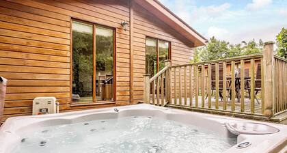 Deluxe lodge designed with luxury in mind.