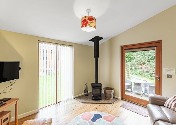 Fireplace - Semi-detached deluxe lodge offering the perfect romantic retreat. (Cartmel)