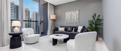 Deluxe Apartment | Living area