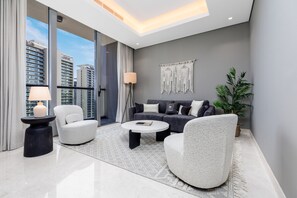Deluxe Apartment | Living area