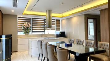 Luxury Penthouse | Private kitchen