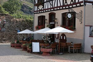 Front of property - Hotel Weiler (Oberwesel)