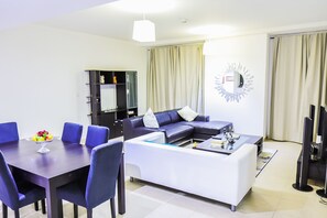 Standard Apartment | Living area