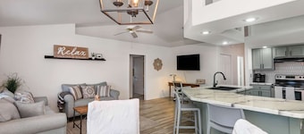 Milly · Spacious Luxury Pool Home Oasis · 8 mi to Airport