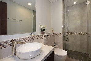 Standard Apartment | Bathroom - 1 Bedroom Apartment in Reva Residences (Dubai)