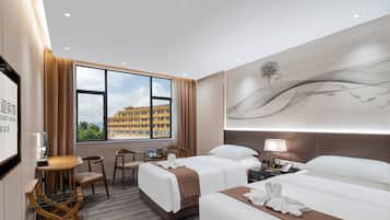 Kahden hengen comfort-huone (kaksi sänkyä) | 1 makuuhuone, ylelliset vuodevaatteet, untuvapeitot, työpöytä