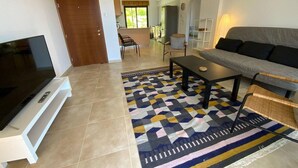 Apartemen, Beberapa Tempat Tidur | Ruang keluarga