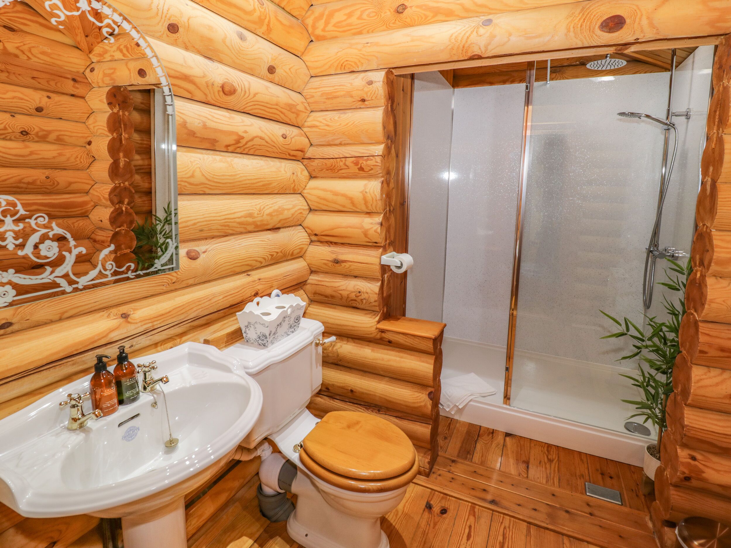 Cottage | Bathroom