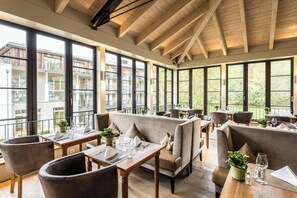 Free daily buffet breakfast - Bollants SPA im Park, Autograph Collection (Bad Sobernheim)