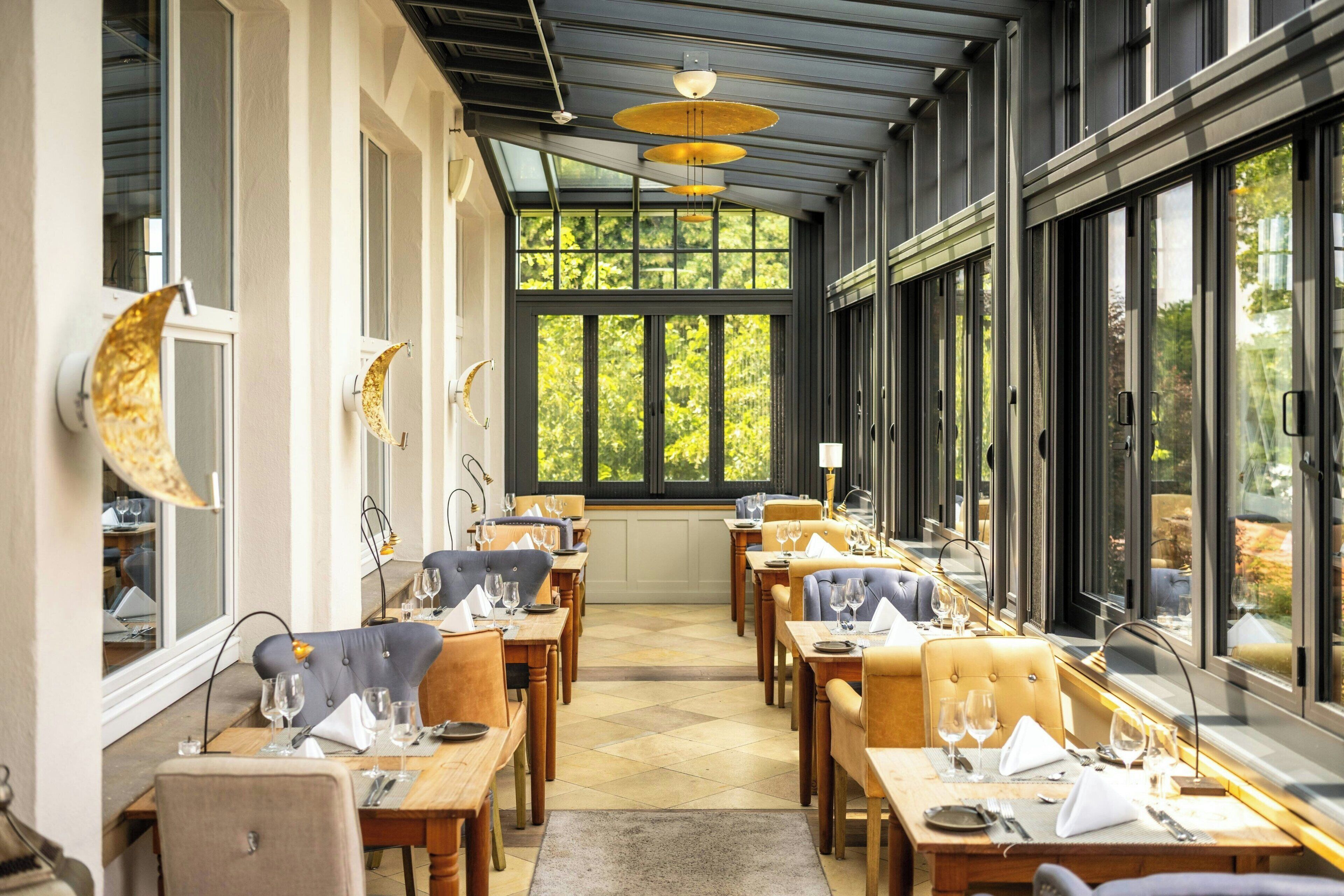 2 Restaurants, Frühstück