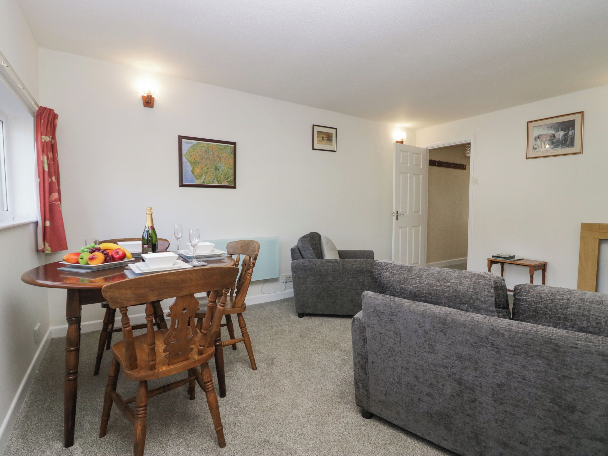 Newfield Apartment 2, Pet Friendly In Broughton-in-furness - Coniston