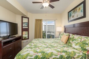 2 室のベッドルーム、デスク、旅行用ベビーベッド、WiFi (無料)