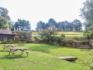 Property grounds - Primrose at Stancombe Manor, Nr Kingsbridge (Kingsbridge)