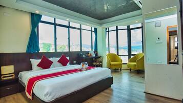 Premium bedding, bed sheets