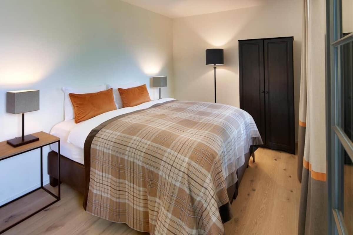1 bedroom, hypo-allergenic bedding, free WiFi