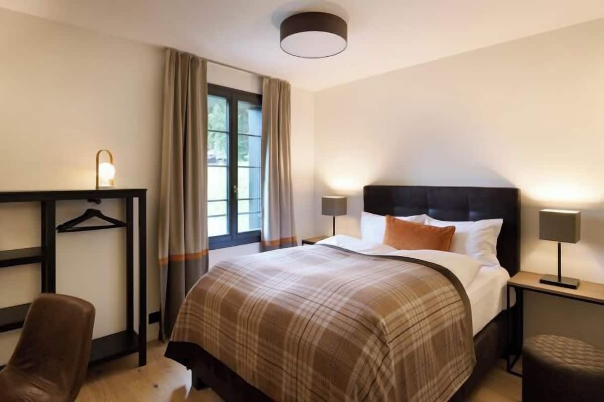 1 bedroom, hypo-allergenic bedding, free WiFi