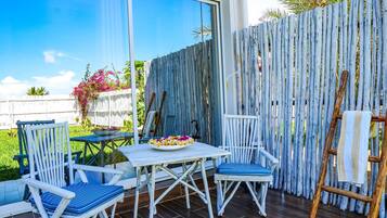 Appartement, 2 chambres, vue jardin | Terrasse/Patio