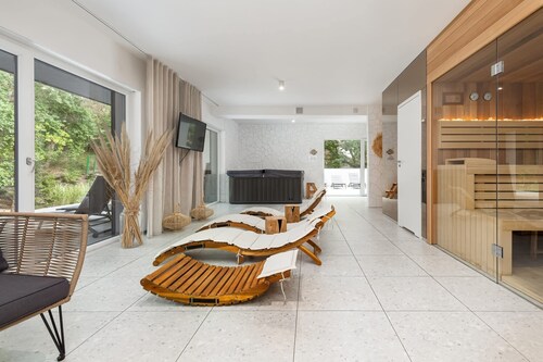 Comfortable Apartment | Balcony, Parking, Close to the Sea