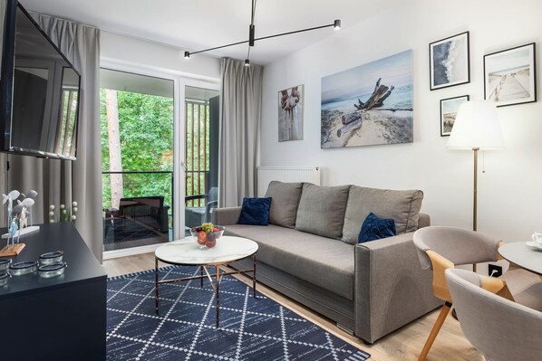 Televisión, oficina