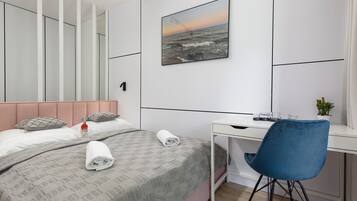 1 Schlafzimmer, Schreibtisch, Bügeleisen/Bügelbrett, WLAN