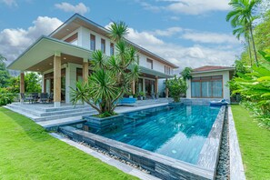 Grand Deluxe 4br Pool Villa | Private pool