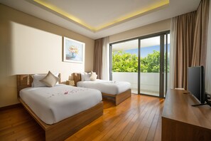 Standard 3BR Ocean Villa with private pool