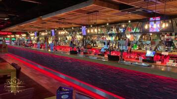 Apartemen | Bar (di properti)