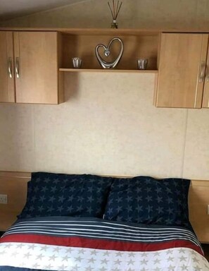 Apartment | 3 bedrooms, free WiFi, bed sheets