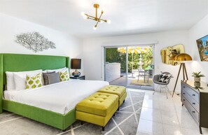 4 bedrooms, iron/ironing board, free WiFi, bed sheets