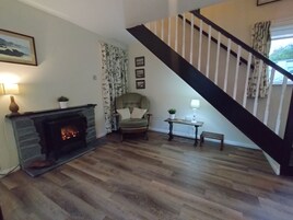 Basic House | 2 bedrooms, individually decorated, individually furnished