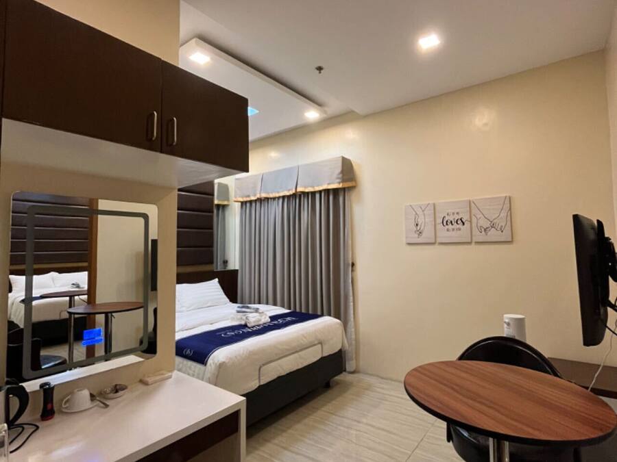 Hypo-allergenic bedding, memory foam beds, free minibar items, desk