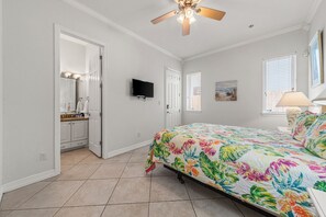 3 Schlafzimmer, Bügeleisen/Bügelbrett, Reisekinderbett, kostenloses WLAN