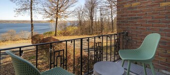 Luxury Twnhome | Cayuga Wine Trail | Lake Access