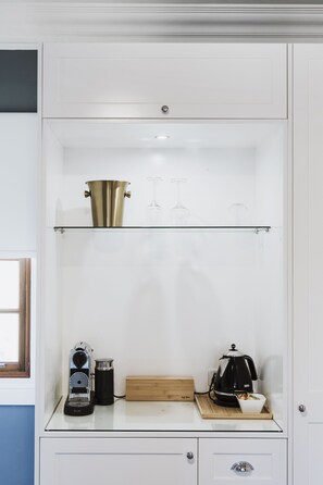 Room amenity - Enfield House (Menah)