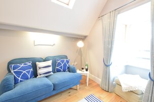 1 bedroom, individually decorated, individually furnished, free WiFi