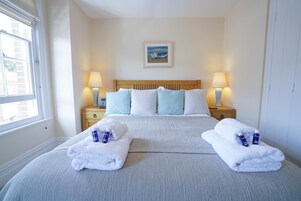 2 bedrooms, individually decorated, individually furnished, free WiFi