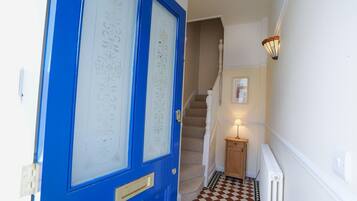 2 bedrooms, individually decorated, individually furnished, free WiFi